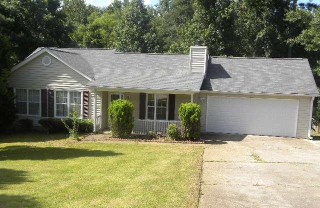6863 Silver Maple Dr, Rex, GA 30273 photo 1