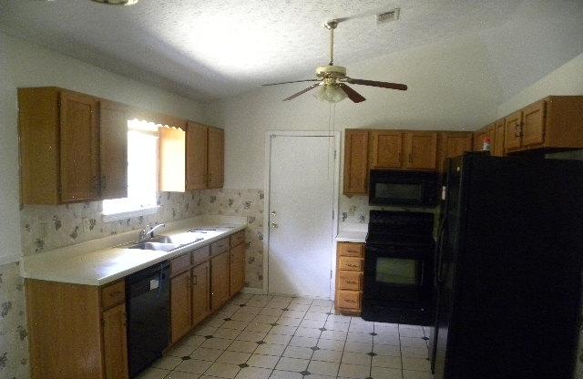 6863 Silver Maple Dr, Rex, GA 30273 photo 7