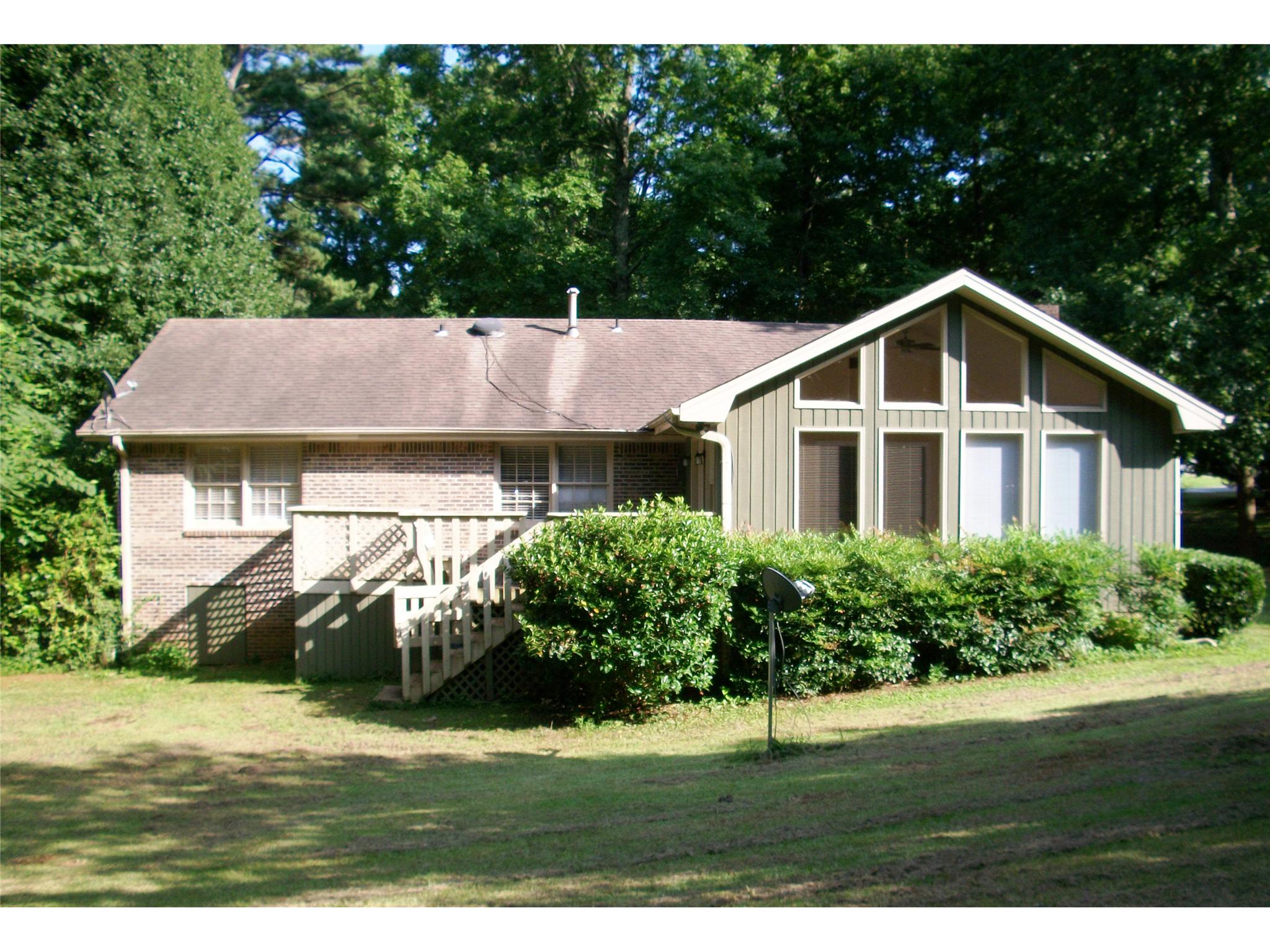 2942 Mockingbird Cir, Duluth, GA 30096 photo 2