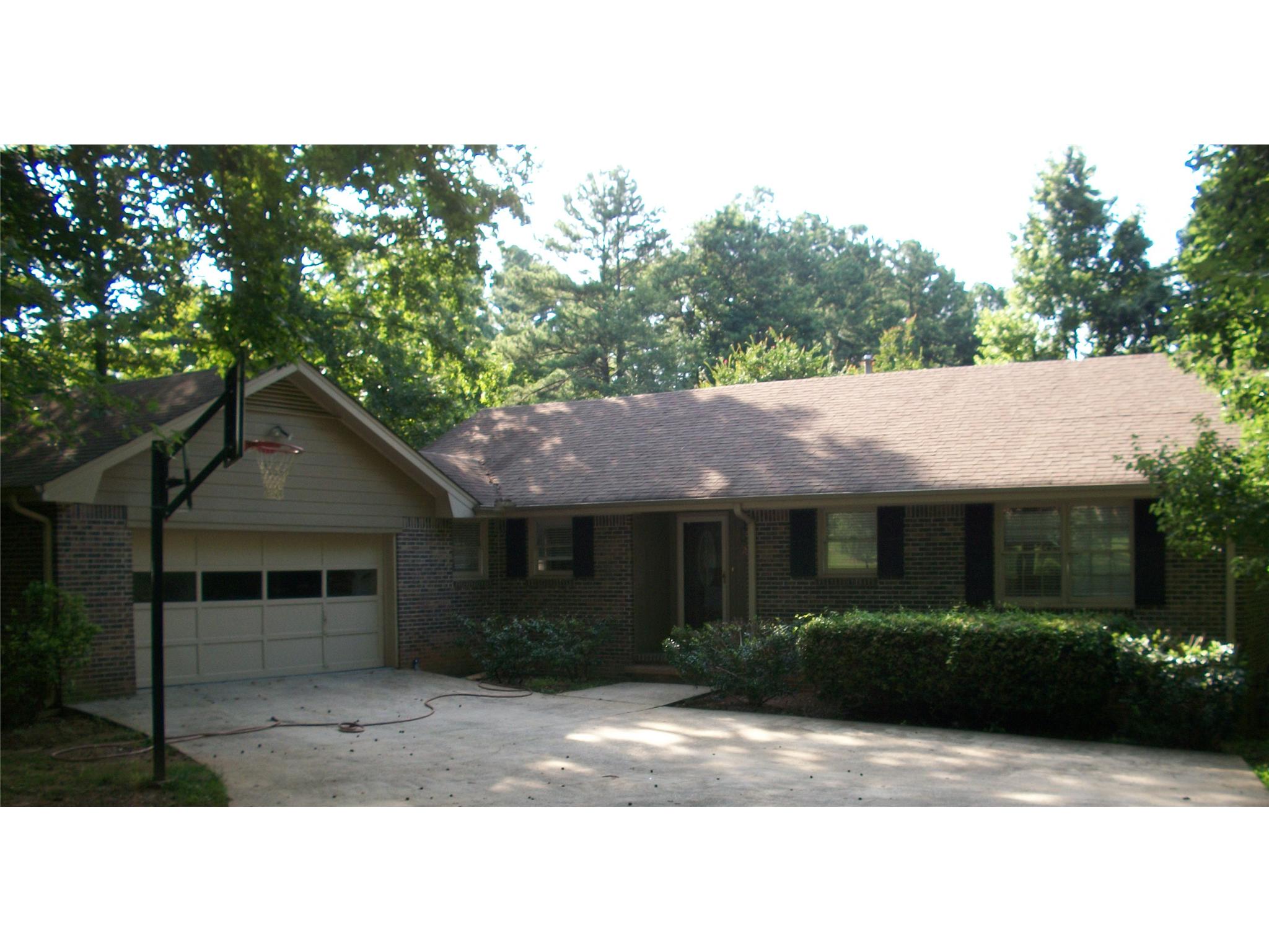2942 Mockingbird Cir, Duluth, GA 30096 photo 3