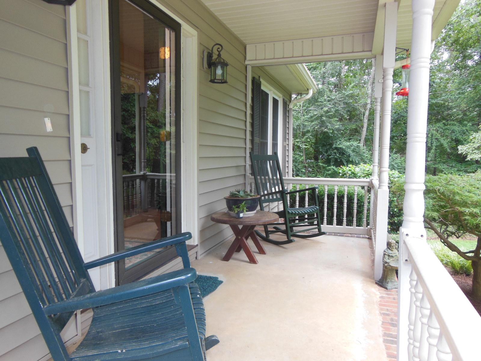 521 Crawford Cir, Toccoa, GA 30577 photo 2