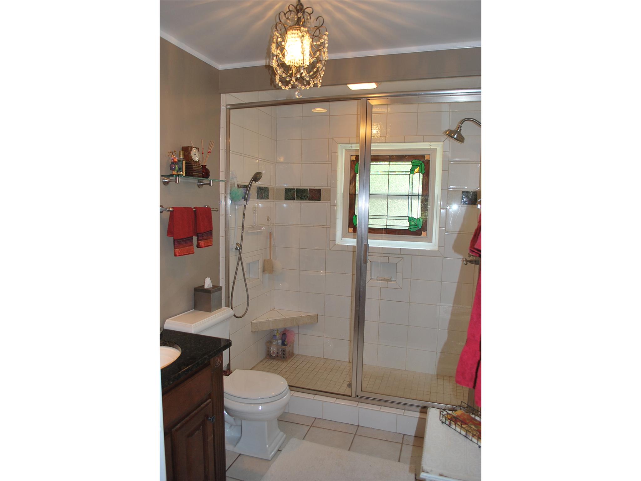 2141 Pine Tree Cir, Gainesville, GA 30501 photo 11