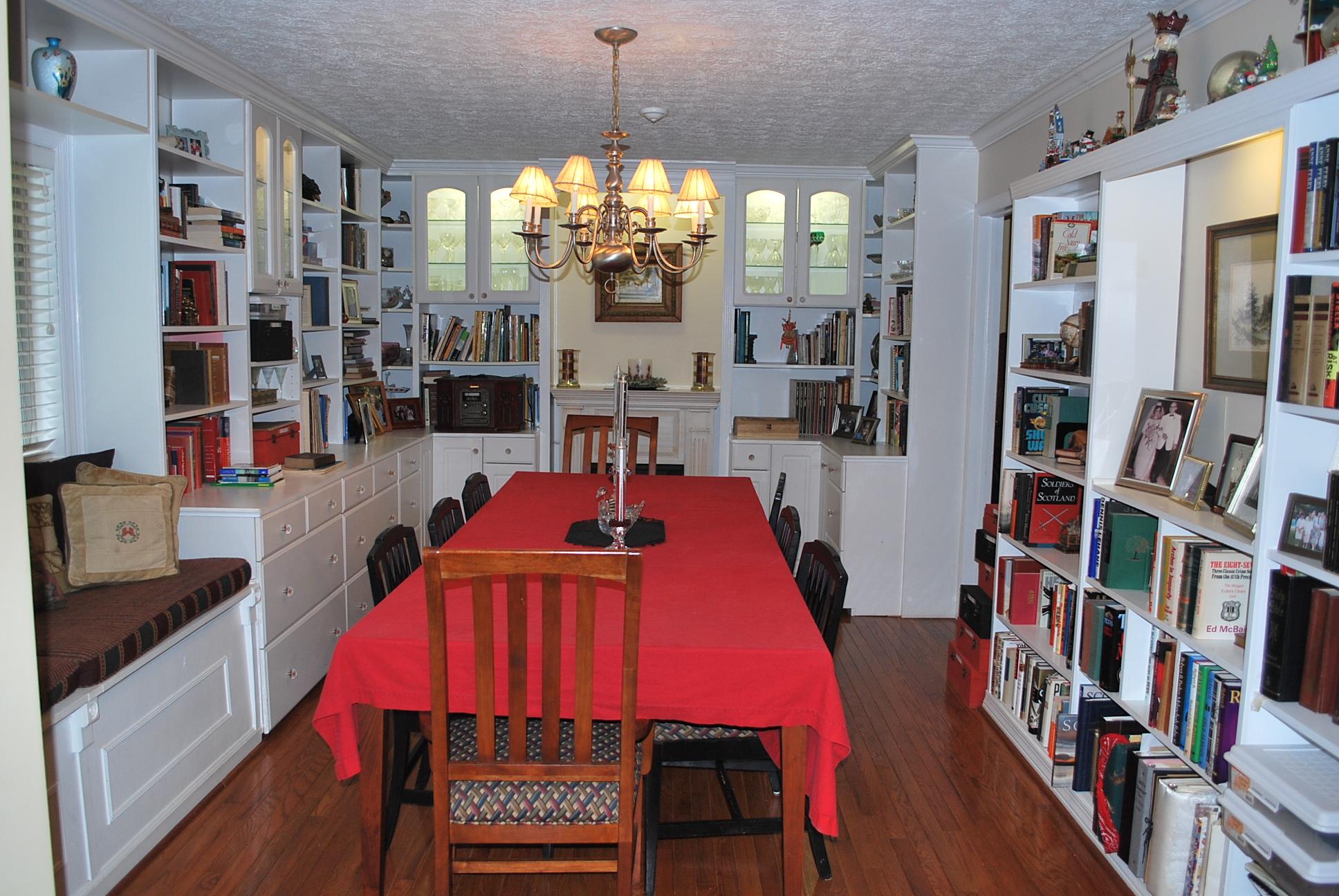 2141 Pine Tree Cir, Gainesville, GA 30501 photo 3