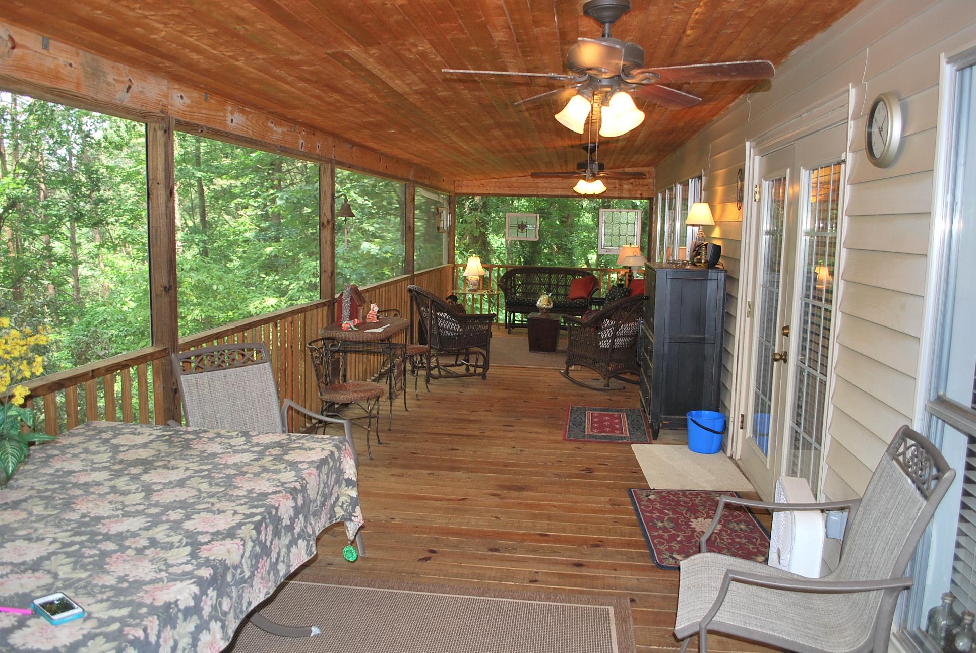 2141 Pine Tree Cir, Gainesville, GA 30501 photo 13