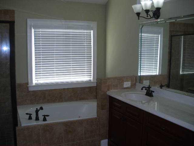 114 Silvertop Dr, Grayson, GA 30017 photo 14