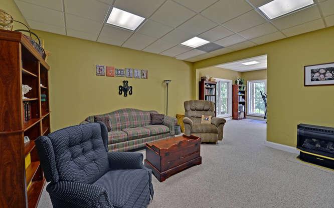 930 Chenocetah Dr, Cornelia, GA 30531 photo 13