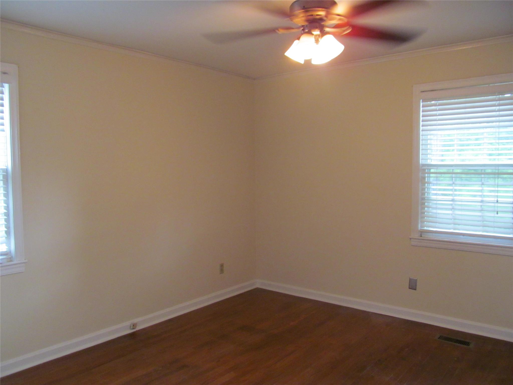 261 Beechwood Cir, Lagrange, GA 30240 photo 5