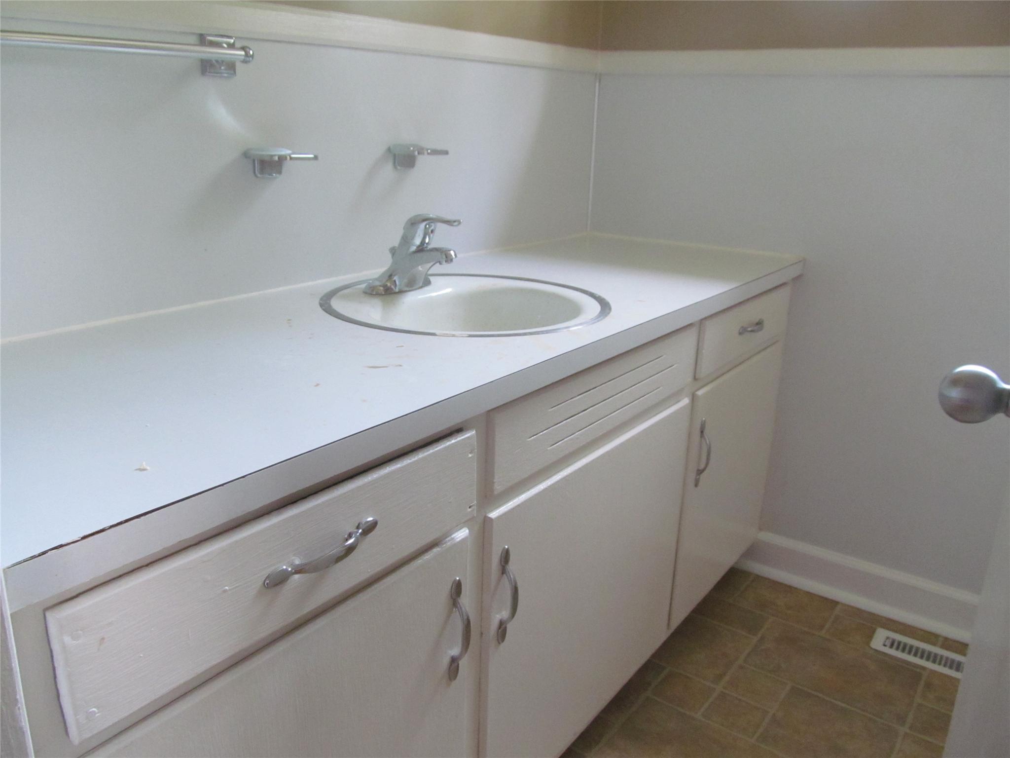 261 Beechwood Cir, Lagrange, GA 30240 photo 9