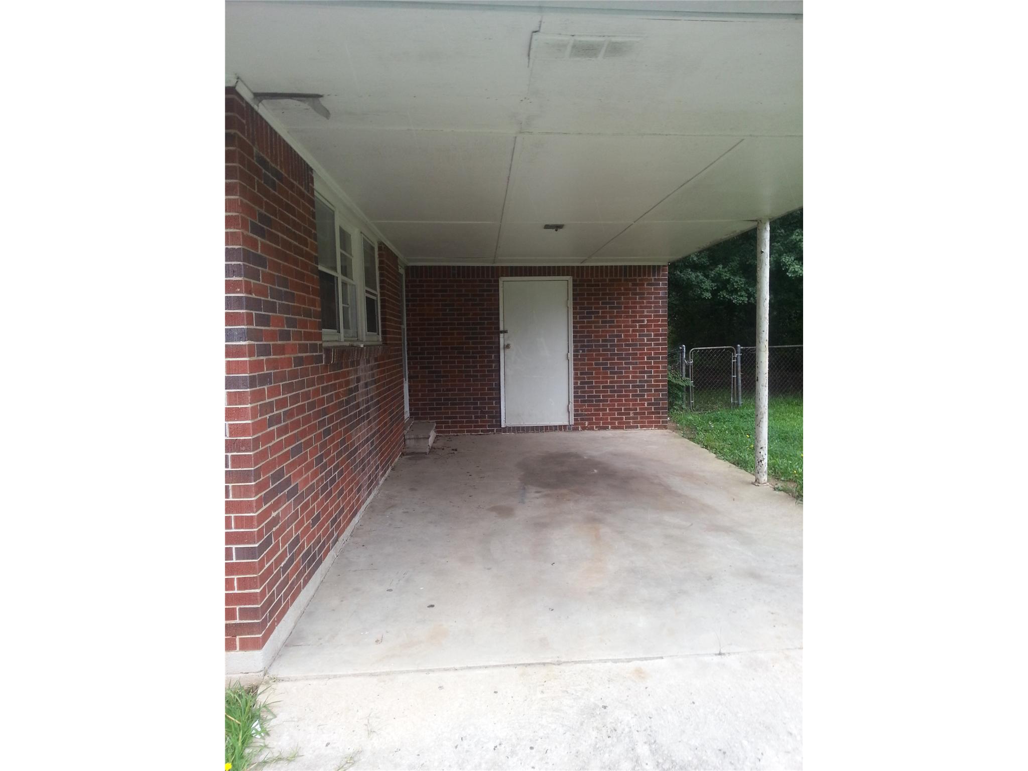 4669 Ruby Ln, Forest Park, GA 30297 photo 2