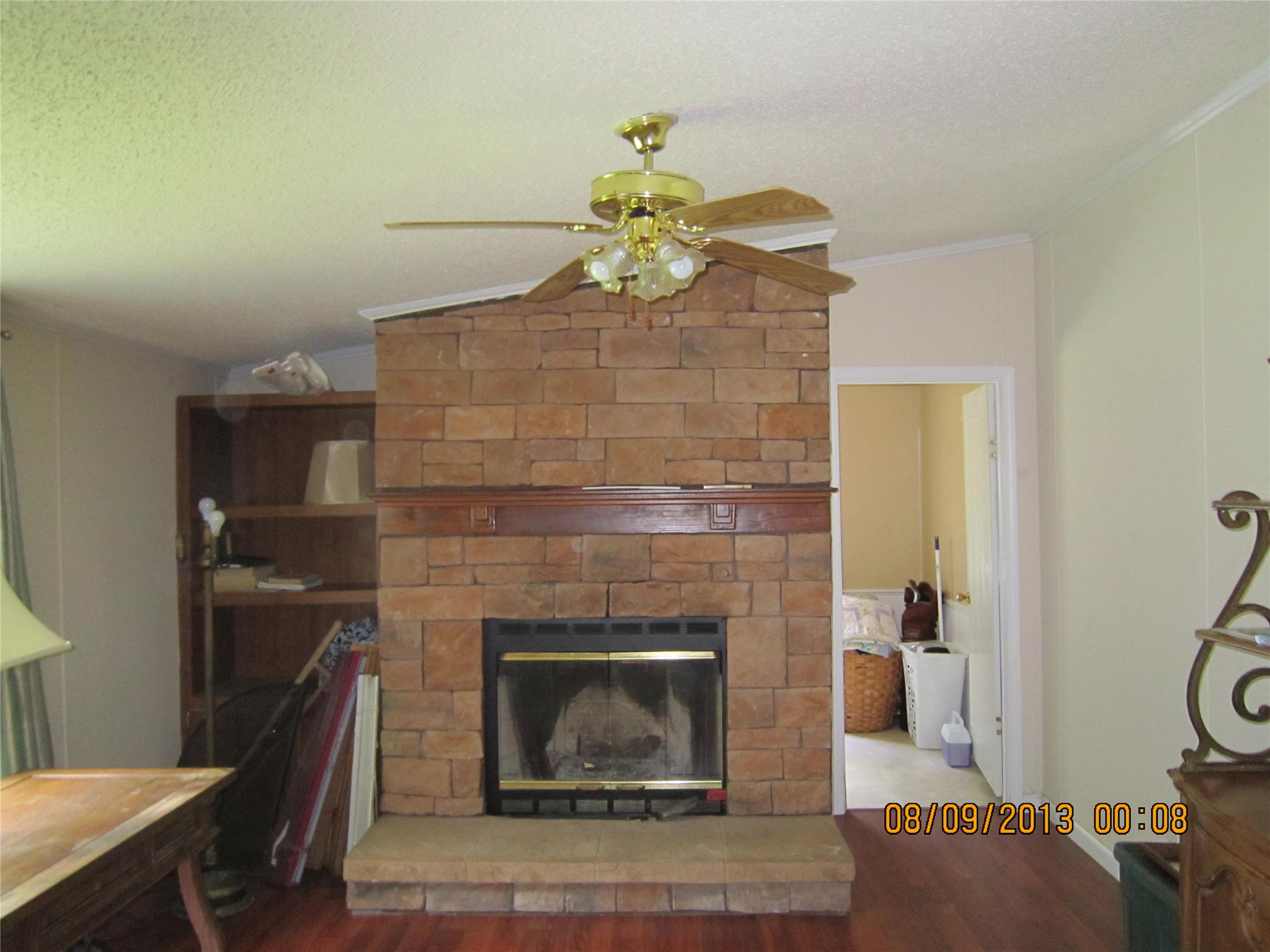 269 Mann Rd, Barnesville, GA 30204 photo 2