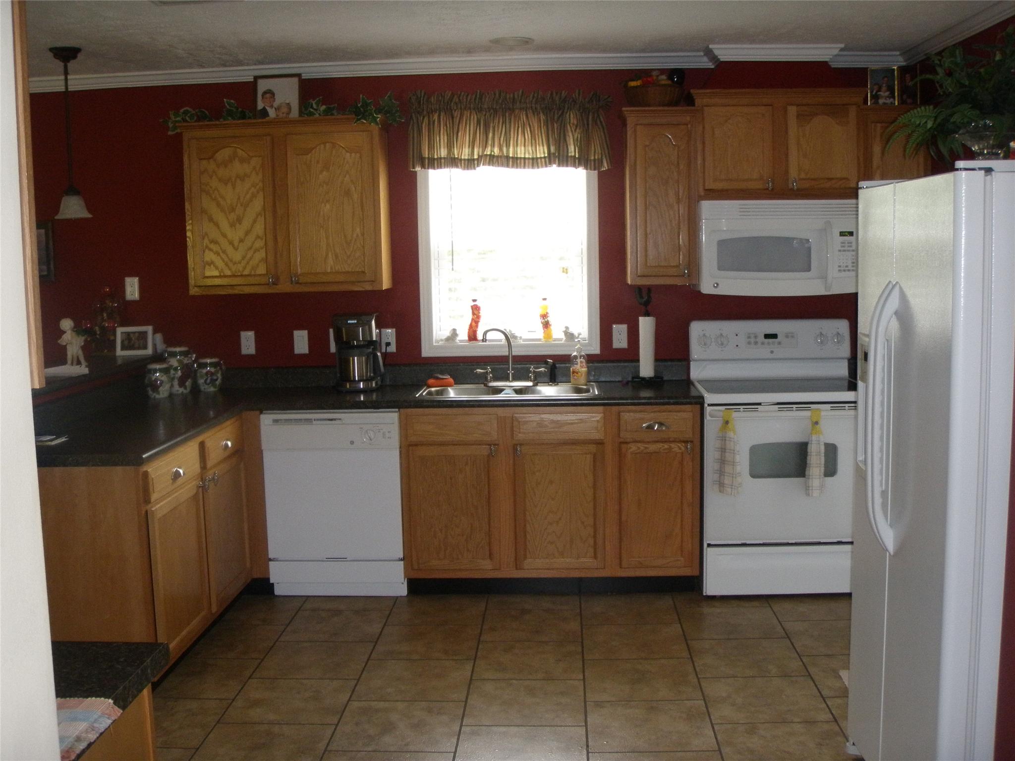 247 Frost St, Franklin, GA 30217 photo 4