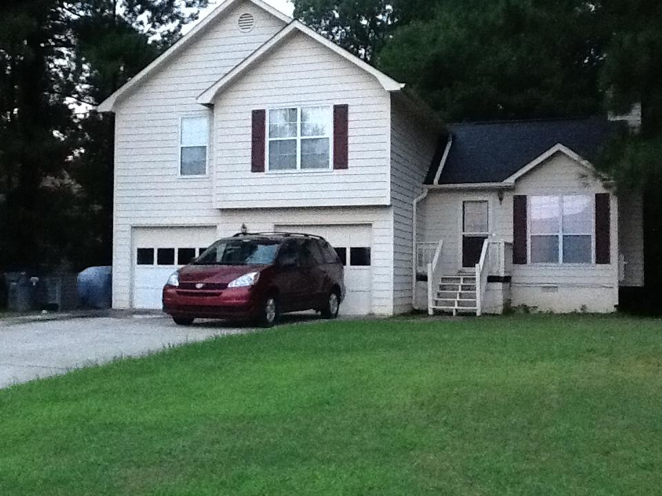 5706 Mistyview Dr, Rex, GA 30273 photo 1