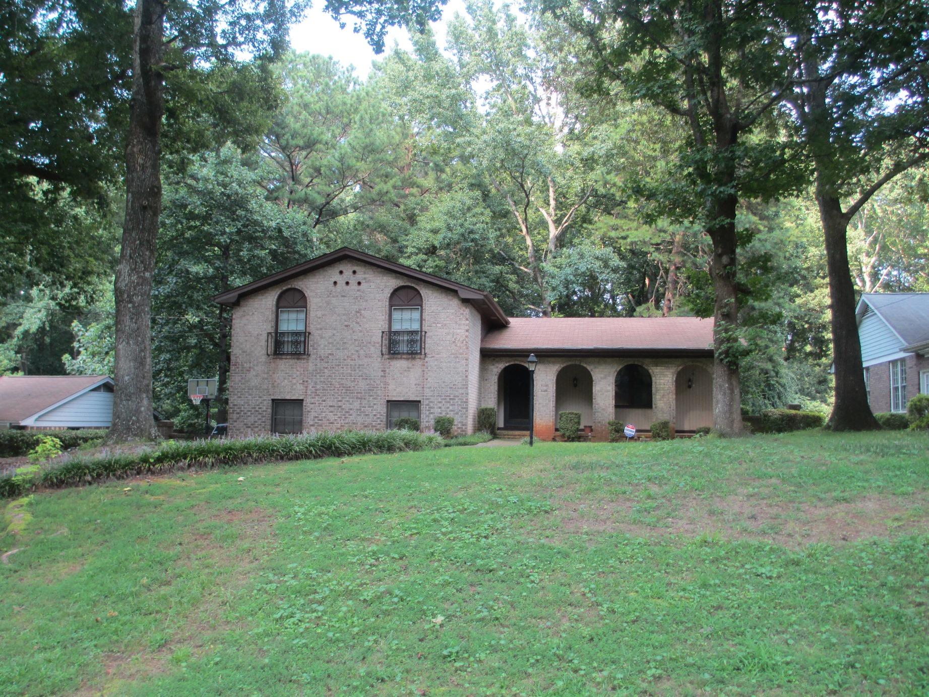 1033 Strap Hinge Trl, Stone Mountain, GA 30083 photo 1