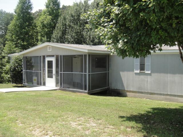 128 Midget Dr, Toccoa, GA 30577 photo 1