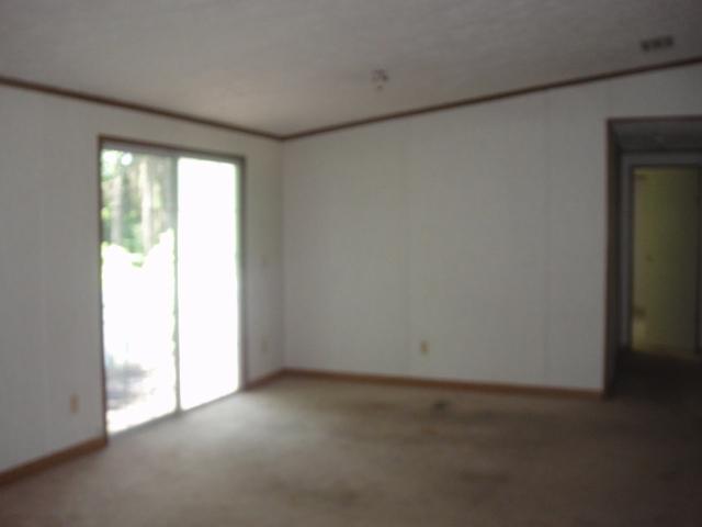 128 Midget Dr, Toccoa, GA 30577 photo 4