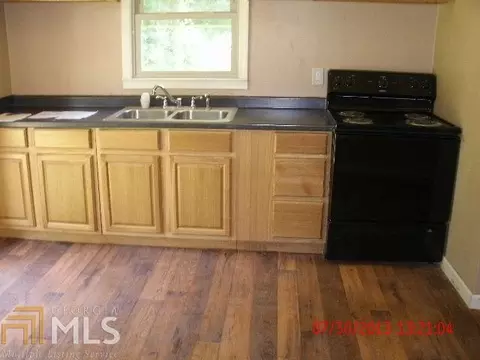 1091 Gresham Rd, Zebulon, GA 30295 photo 3