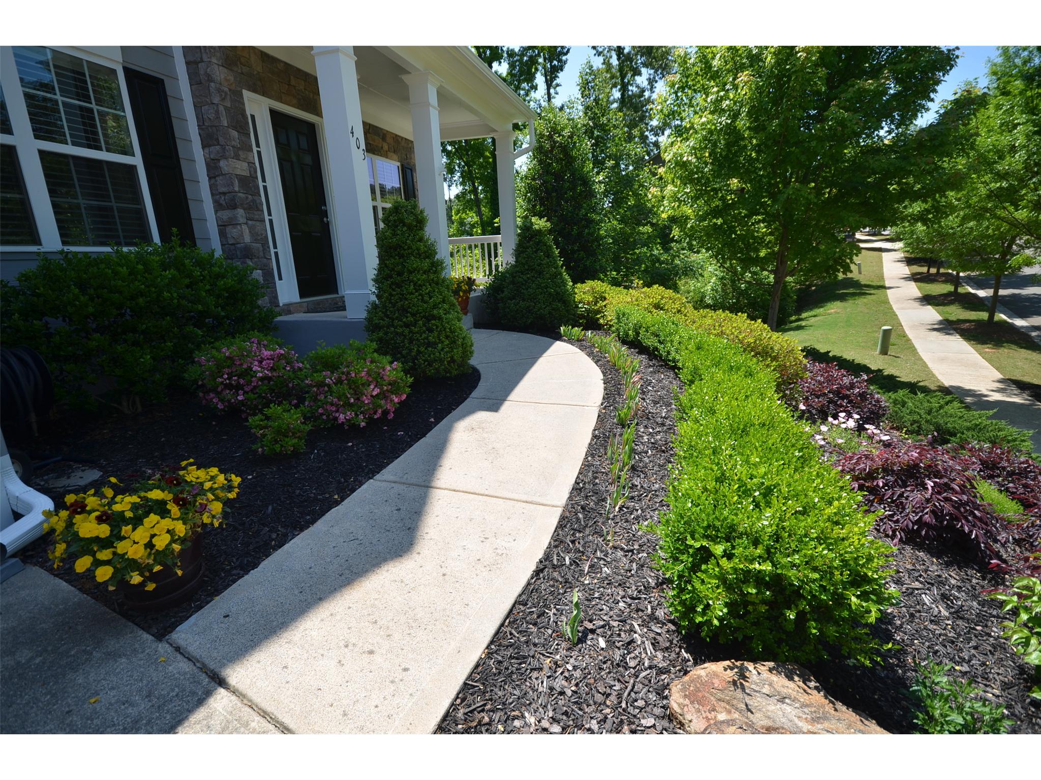 403 Deepstream Xing, Canton, GA 30115 photo 4