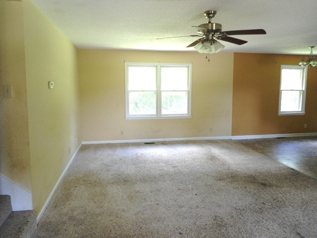 212 Highland Dr, Warner Robins, GA 31088 photo 3