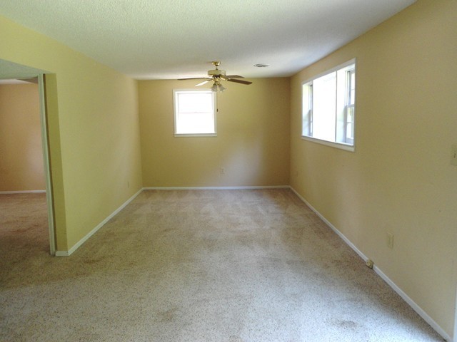 212 Highland Dr, Warner Robins, GA 31088 photo 4