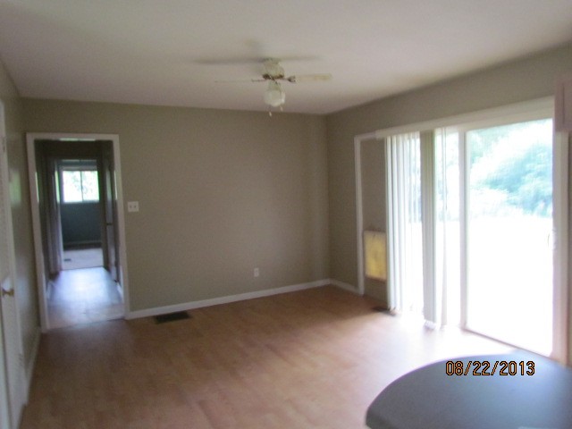609 Rothell Rd, Toccoa, GA 30577 photo 3