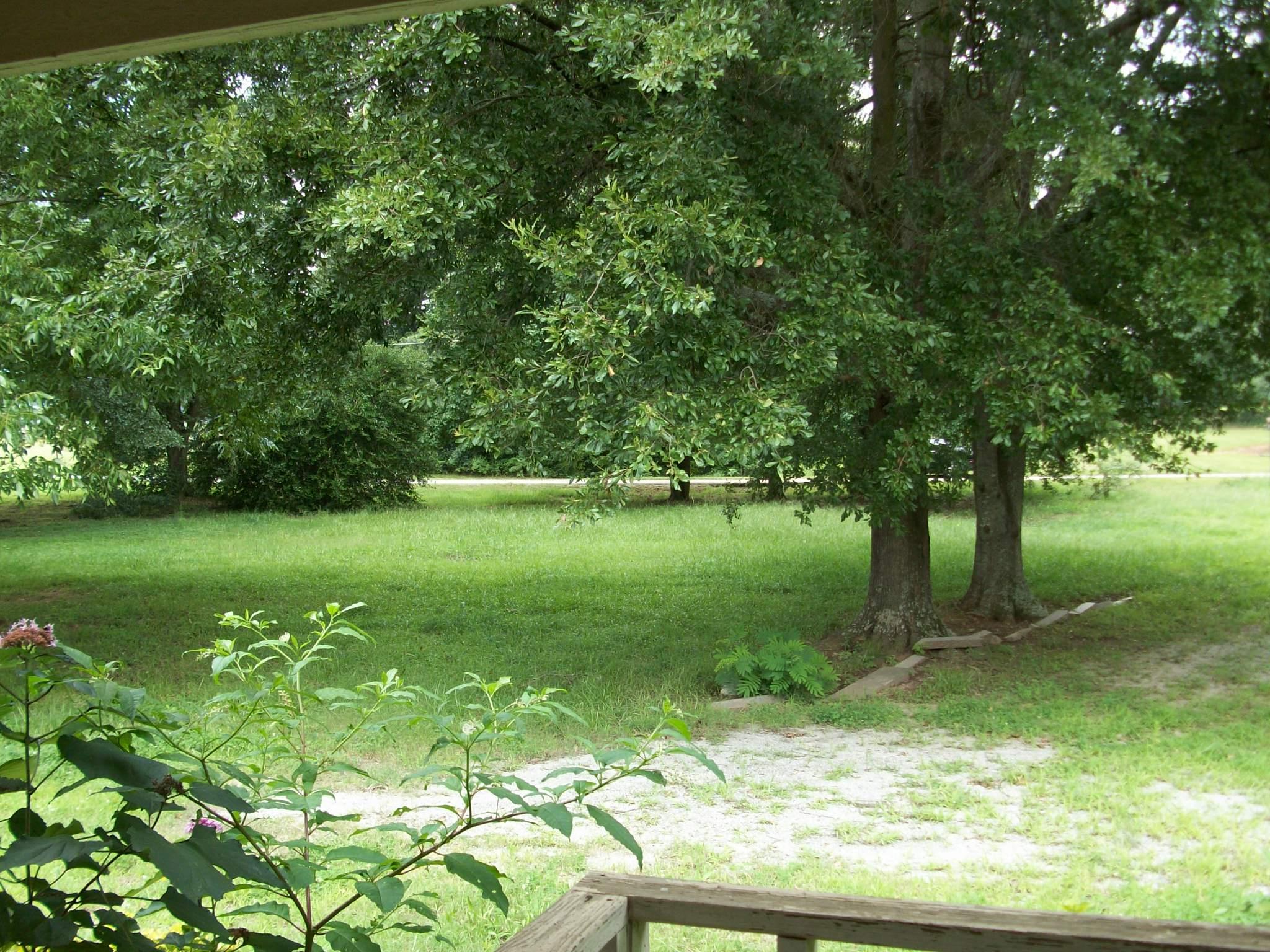 2349 Spring Cir, Comer, GA 30629 photo 3
