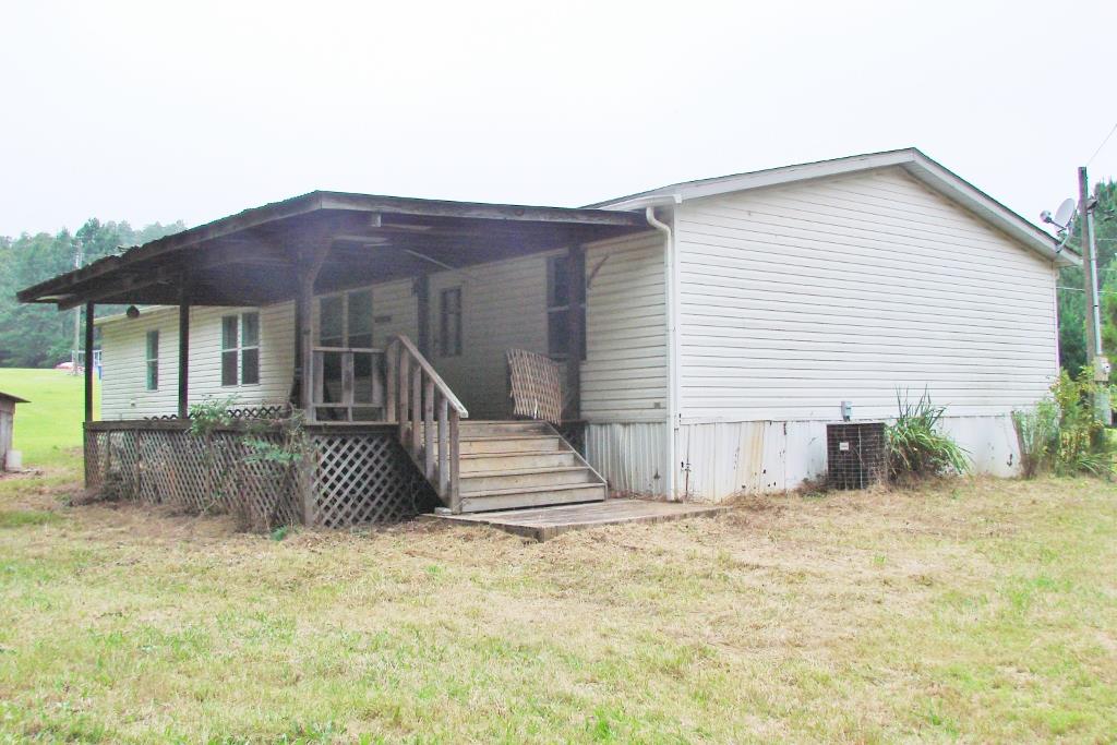 102 Paris Rd, Toccoa, GA 30577 photo 5