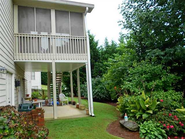 1066 Chippewa Oak Dr, Dacula, GA 30019 photo 2