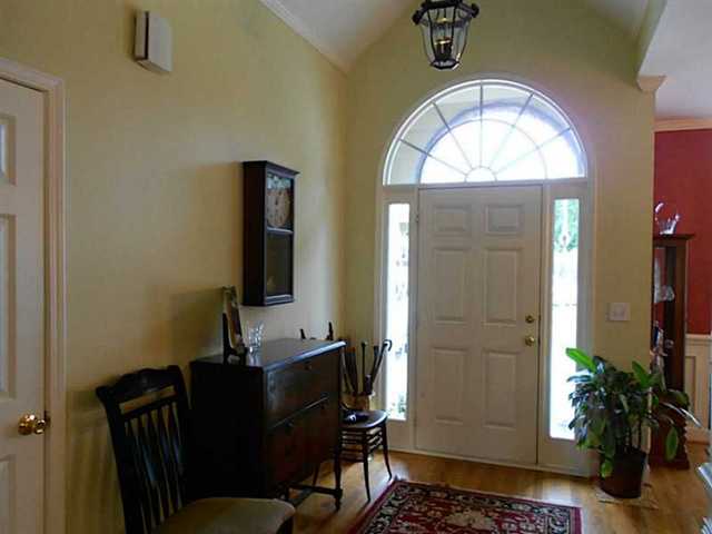 1066 Chippewa Oak Dr, Dacula, GA 30019 photo 3