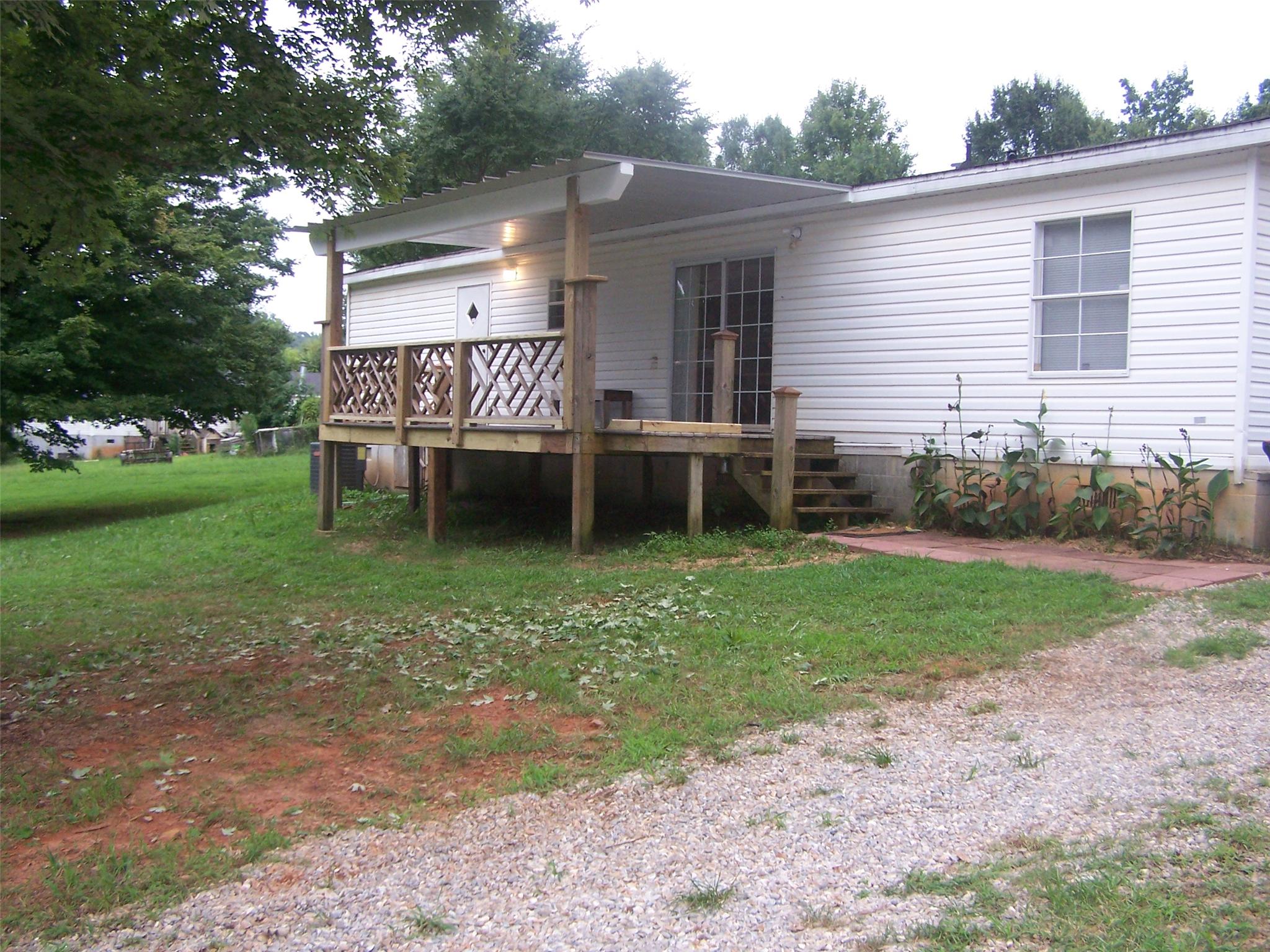 121 Riverbend, Commerce, GA 30530 photo 1
