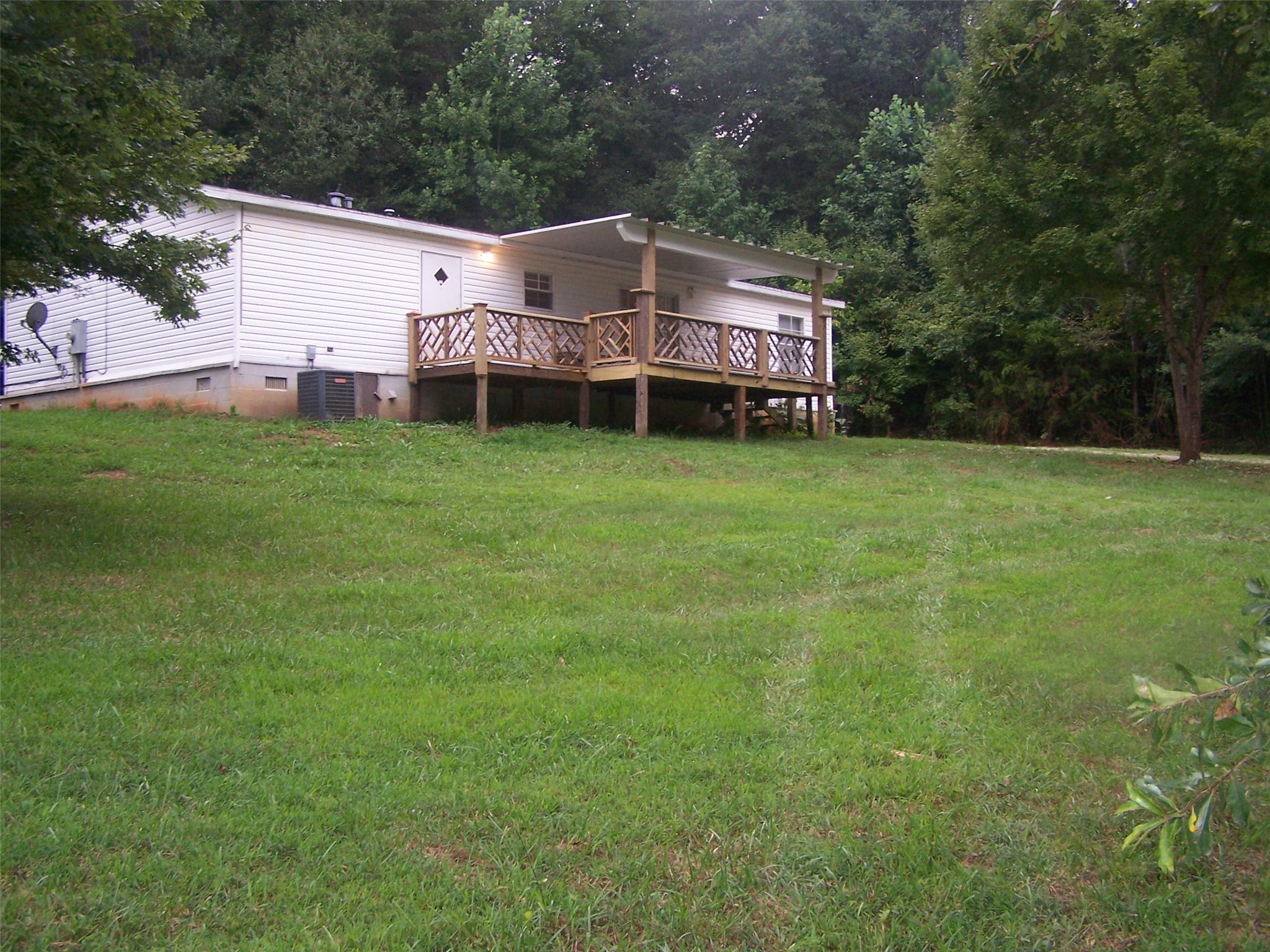 121 Riverbend, Commerce, GA 30530 photo 2