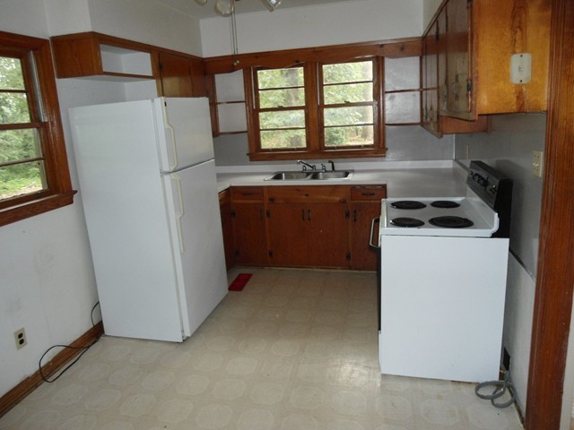 136 N Highland Ave, Cuthbert, GA 39840 photo 5