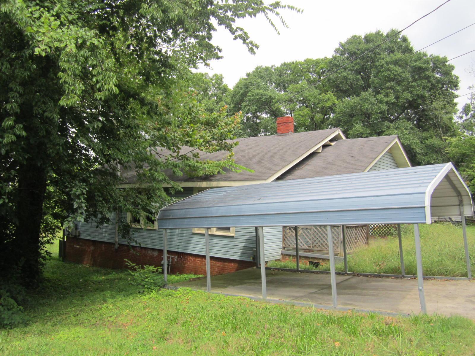 607 E Macon St, Dalton, GA 30721 photo 4