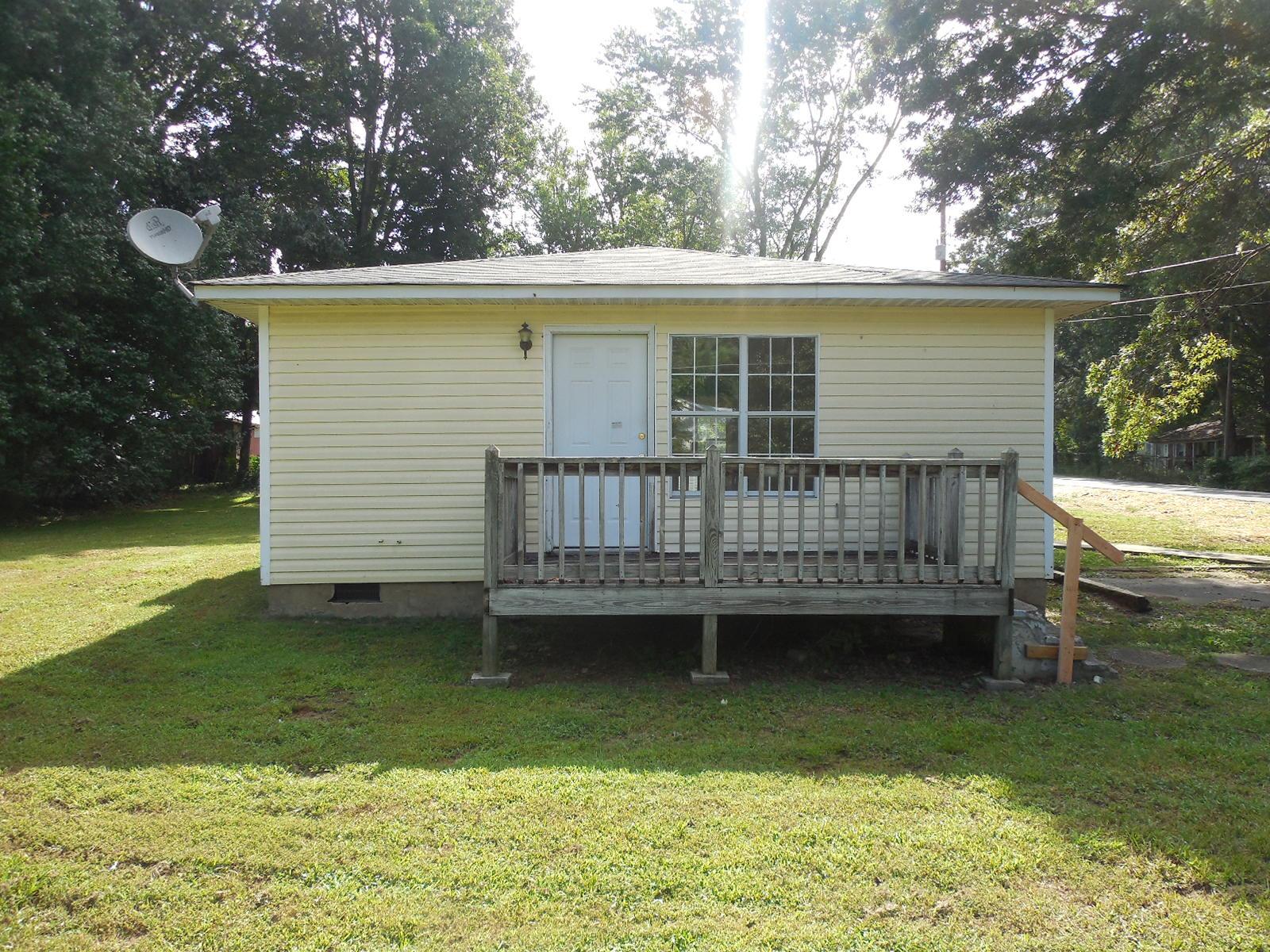 800 E May St, Calhoun, GA 30701 photo 2