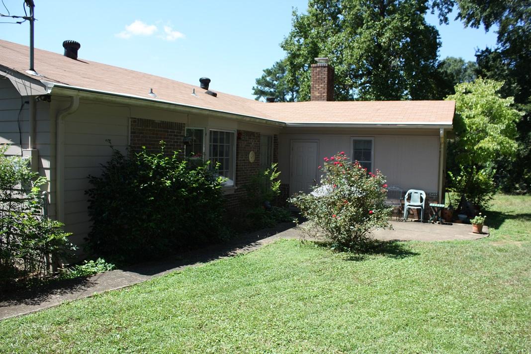 647 Granger Dr, Lagrange, GA 30240 photo 3
