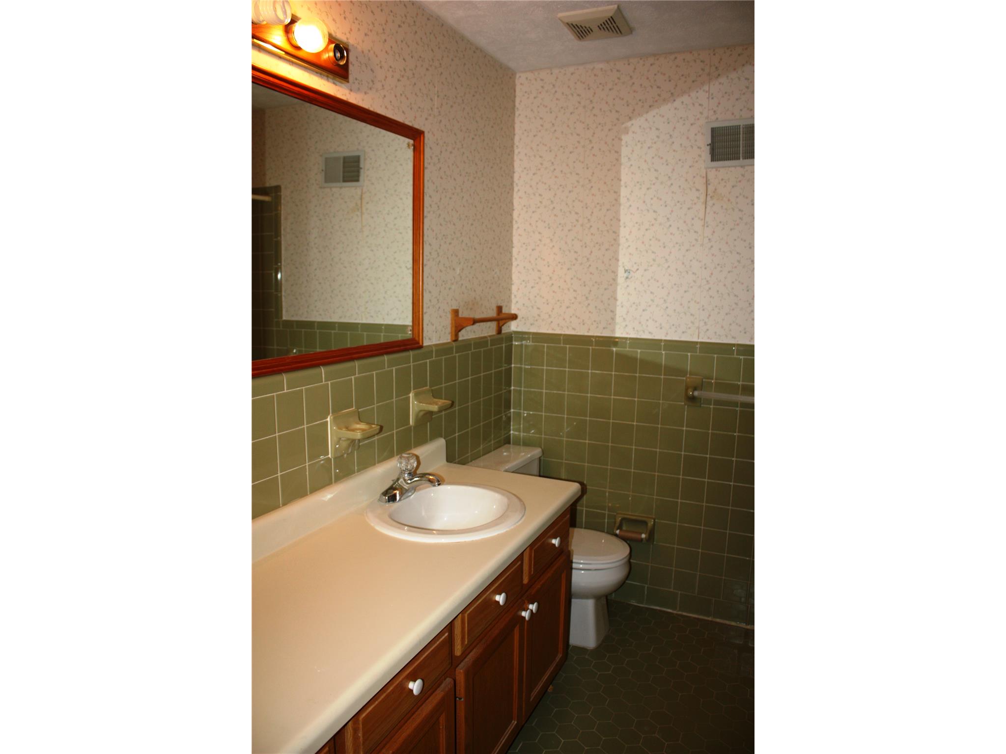647 Granger Dr, Lagrange, GA 30240 photo 14