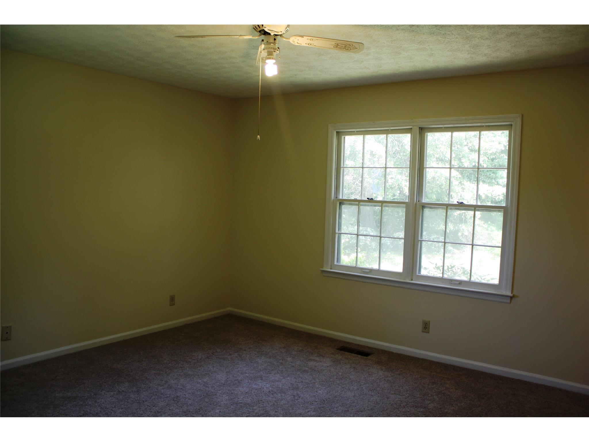 647 Granger Dr, Lagrange, GA 30240 photo 17