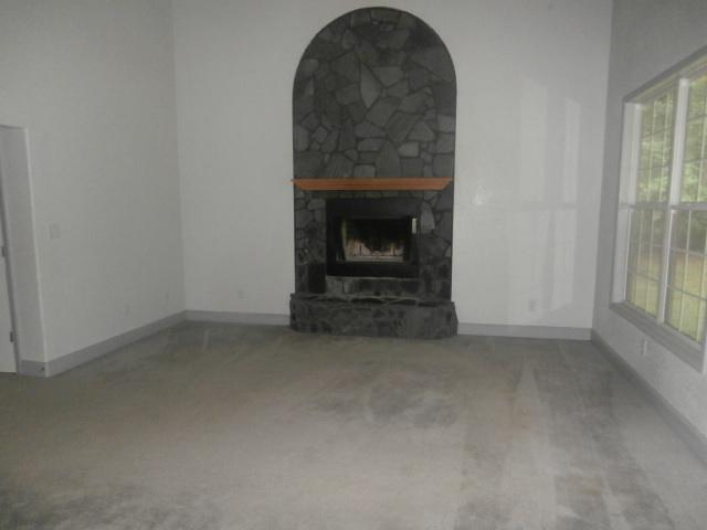 75 Pebble Creek Dr, Covington, GA 30016 photo 3