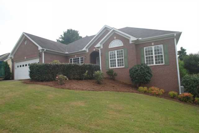 722 Michael Dr, Winder, GA 30680 photo 1