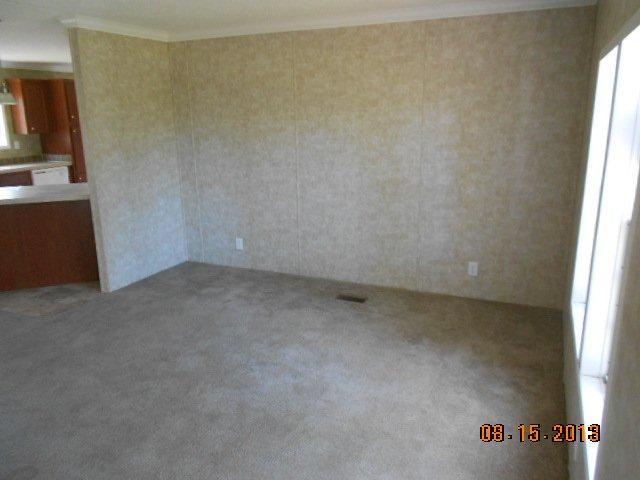 4912 Howard Rd, Blackshear, GA 31516 photo 2