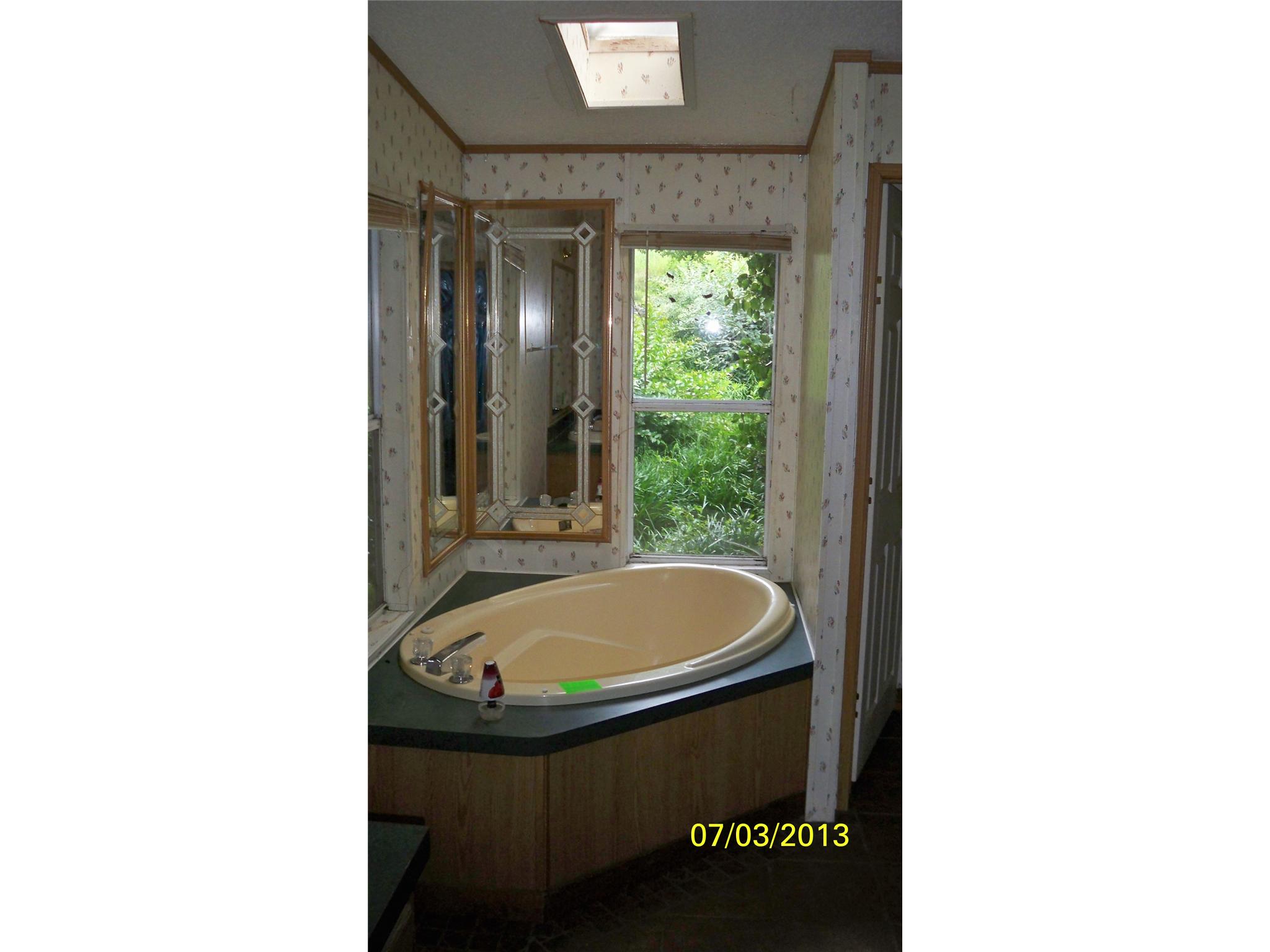 520 Chopped Oak Rd, Toccoa, GA 30577 photo 9