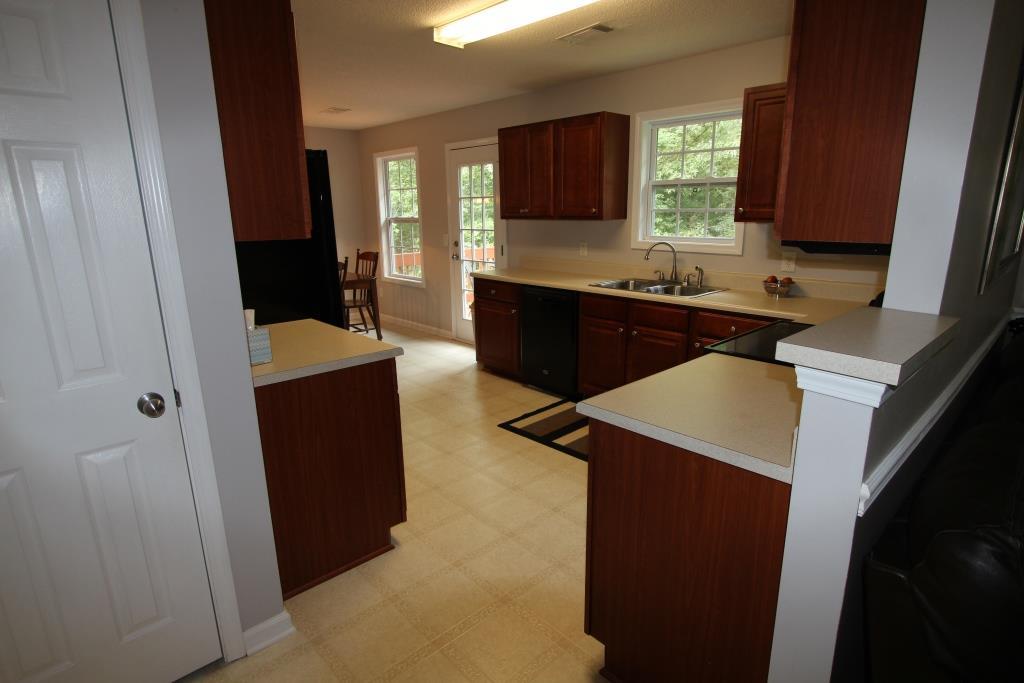 738 Worth Ct, Bethlehem, GA 30620 photo 5
