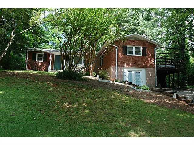 3873 Commander Dr, Atlanta, GA 30341 photo 1