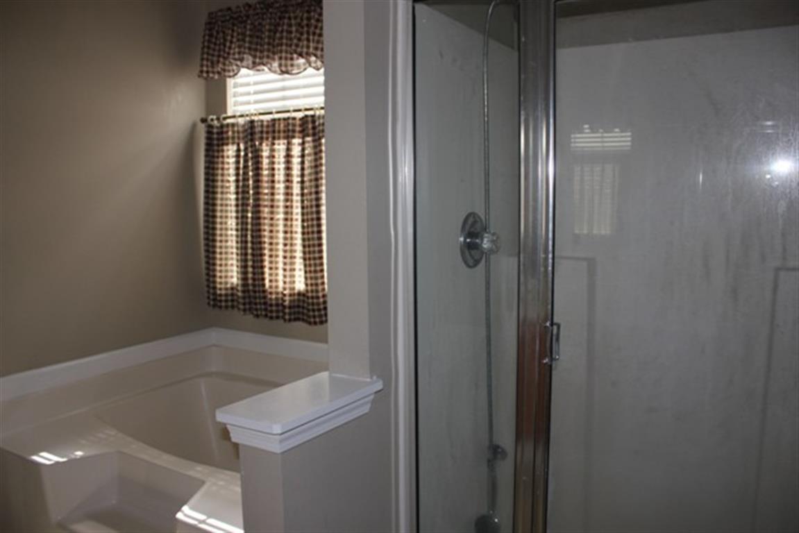 2255 Pemberton Pt, Buford, GA 30519 photo 14