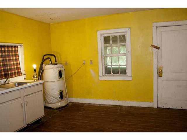 190 E Killian St, Canton, GA 30114 photo 10