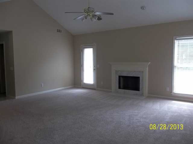 3707 Maple Forge Ln, Gainesville, GA 30504 photo 2
