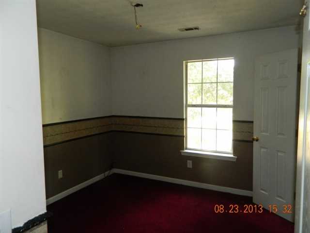 525 Robin Rd, Covington, GA 30016 photo 12