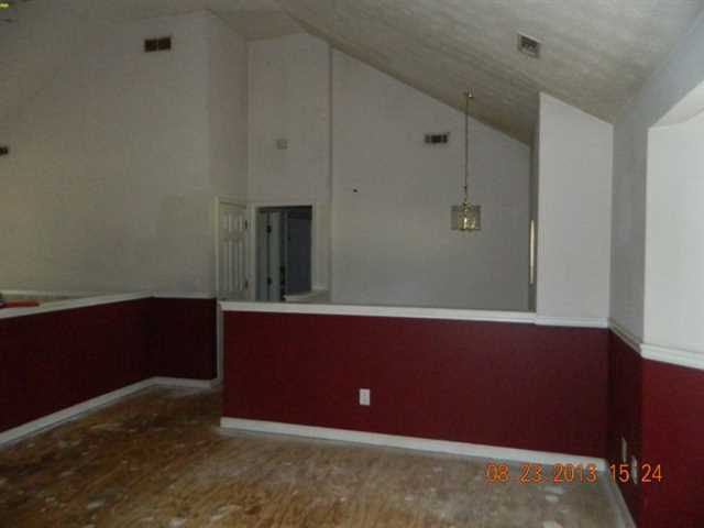 525 Robin Rd, Covington, GA 30016 photo 6