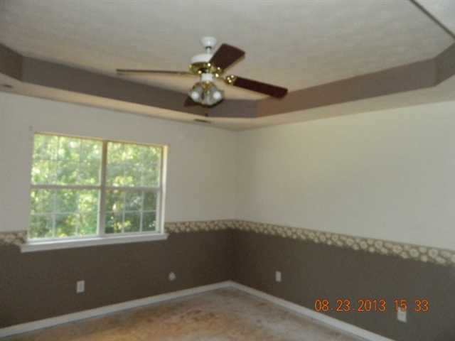 525 Robin Rd, Covington, GA 30016 photo 13