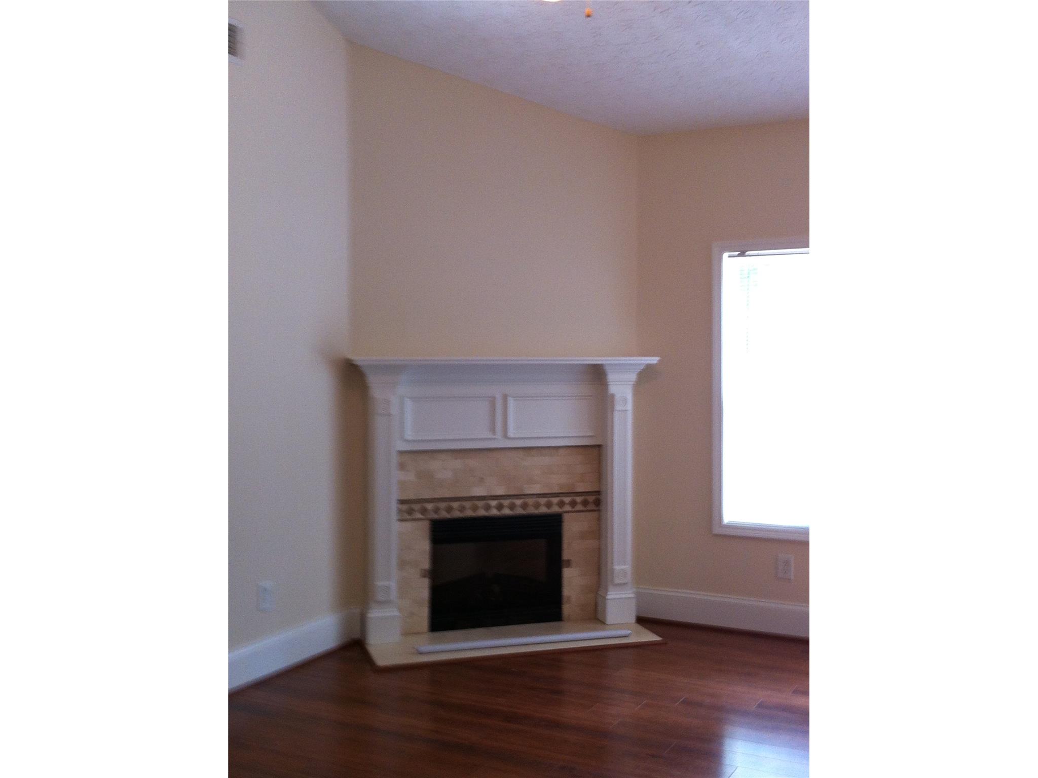 208 Hickory Rd, Jackson, GA 30233 photo 4