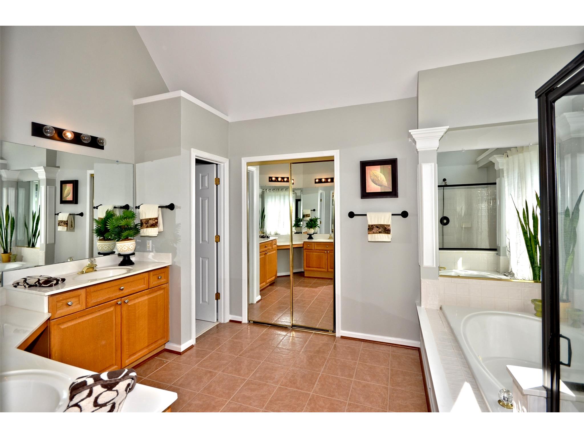 3896 Stonebriar Ln, Duluth, GA 30097 photo 19